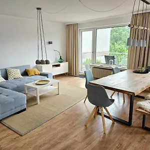 Apartment Contrescarpe, BRE